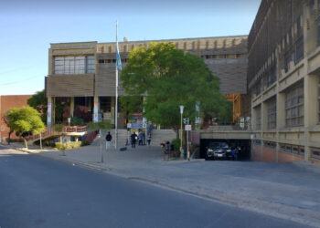 DOCENTES UNIVERSITARIOS REALIZARÁN UN PARO DE 24 HORAS EL PRÓXIMO LUNES EN TODO EL PAIS