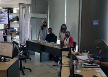COVID-19: ESTUDIANTES DE ENFERMERÍA ASISTEN EN TELEMEDICINA POR EL CALL CENTER 107