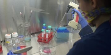 PROTEÍNAS PARA USO BIOTECNOLÓGICO CONTRA COVID-19