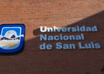 LA UNSL REGRESA A LA PRESENCIALIDAD ADAPTADA DESDE ESTE LUNES