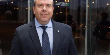 “ESTOS 48 AÑOS VIENEN CON UNA IMPERIOSA NECESIDAD DE VINCULARNOS CON LA SOCIEDAD”