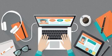 CARRERAS A DISTANCIA EN ARGENTINA: LA LISTA COMPLETA DE LAS UNIVERSIDADES Y SUS OFERTAS