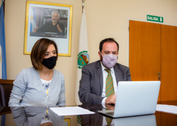 MINISTERIO DE JUSTICIA GOBIERNO Y CULTO Y LA UNVERSIDAD SIGLO 21 FIRMARON UN CONVENIO DE COOPERACIÓN