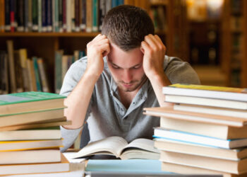 HAY MENOS GRADUADOS UNIVERSITARIOS Y 85% DE LOS JÓVENES NO AVANZA DEL SECUNDARIO