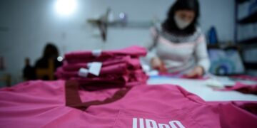 LA UPrO CONFECCIONA ROPA PARA TRABAJADORES DE SALUD