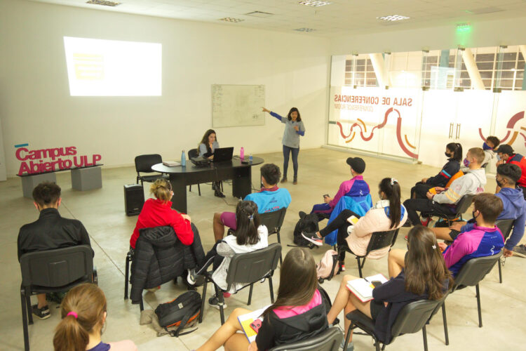 NUTRICIÓN Y PSICOLOGÍA DEPORTIVA AL SERVICIO DE LOS DEPORTISTAS DEL CAMPUS ULP