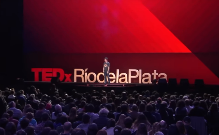 CHARLAS TED: ZOMBIES EN LA ESCUELA