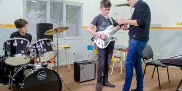 ULP: VUELVEN A LA PRESENCIALIDAD LOS TALLERES DE LA ESCUELA DE MÚSICA