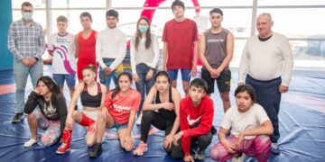 ULP: EL DT DE LA SELECCIÓN DE LUCHA ENTRENÓ Y CAPACITÓ EN EL CAMPUS ULP