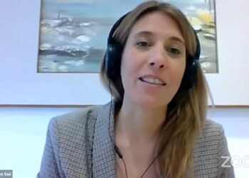 LA RECTORA DE LA UNLC DIO LA BIENVENIDA FORMAL EN LA JORNADA INAUGURAL DE LA 26° REUNIÓN ANUAL RED PYMES MERCOSUR