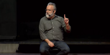 CHARLAS TED: SOBREVIVIR EL AULA