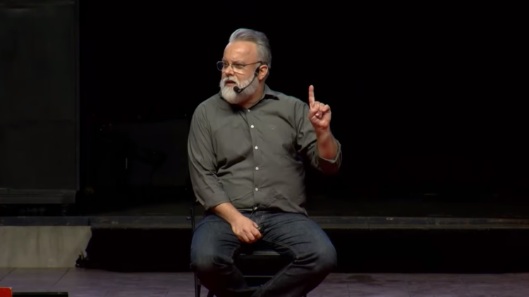 CHARLAS TED: SOBREVIVIR EL AULA