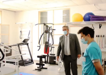 EN SU ANIVERSARIO LA UNVIME ABRIÓ SU LABORATORIO CENTRAL DE SALUD