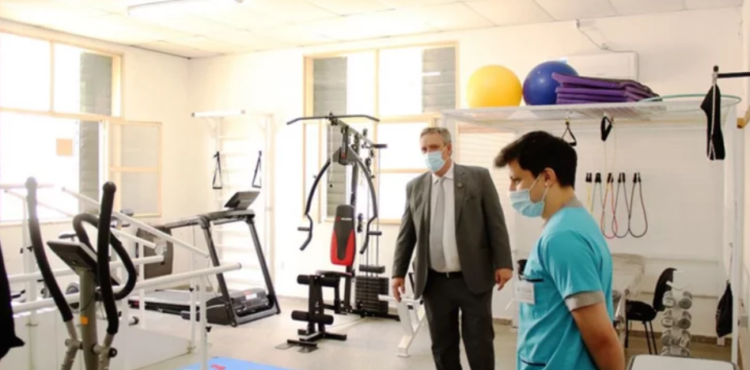 EN SU ANIVERSARIO LA UNVIME ABRIÓ SU LABORATORIO CENTRAL DE SALUD