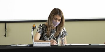 CONVENIO ENTRE LA UNIVERSIDAD NACIONAL DE LOS COMECHINGONES Y EL MINISTERIO DE LAS MUJERES, GÉNEROS Y DIVERSIDAD
