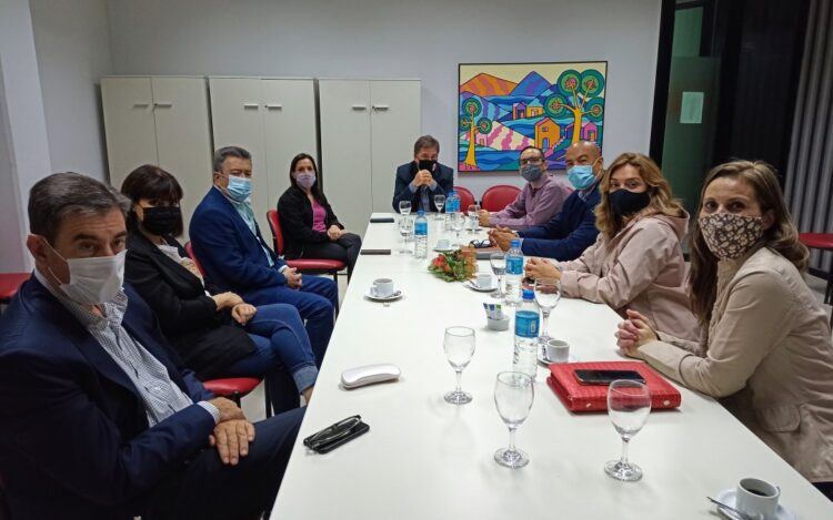 AUTORIDADES DE LA UNVIME SE REUNIERON CON MIEMBROS DEL SUPERIOR TRIBUNAL DE JUSTICIA