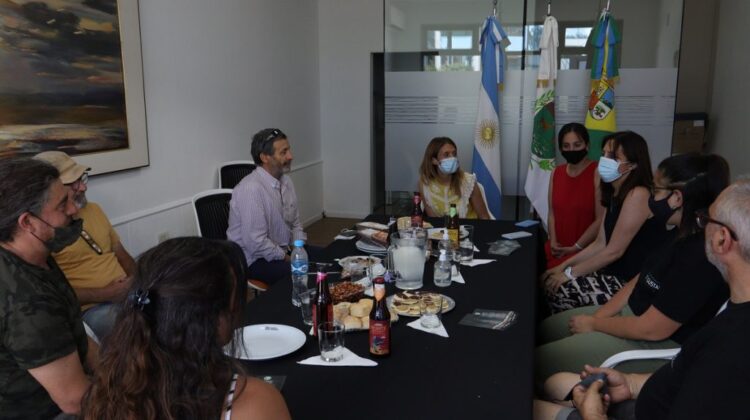 LA RECTORA DE LA UNLC SE REUNIÓ CON UN GRUPO DE EMPRENDEDORES LOCALES
