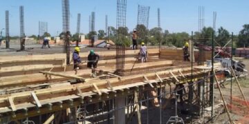 LA UNIVERSIDAD NACIONAL DE LOS COMECHINGONES CONSTRUYE SU PRIMER EDIFICIO PROPIO