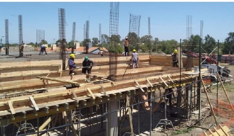 LA UNIVERSIDAD NACIONAL DE LOS COMECHINGONES CONSTRUYE SU PRIMER EDIFICIO PROPIO