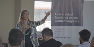 INICIO DEL CICLO LECTIVO 2022: REUNIÓN CON DOCENTES, PRESENCIALIDAD PLENA Y RECORRIDA POR LA OBRA DEL EDIFICIO PROPIO DE LA UNLC