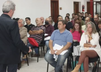 UNVIME: AMPLIA PARTICIPACIÓN EN LA APERTURA DEL CICLO DE CHARLAS “EL DESAFÍO DE LA PRODUCTIVIDAD”