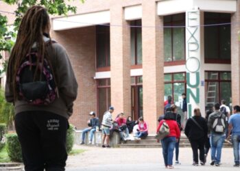 “DEL SECUNDARIO A LA UNIVERSIDAD” PROPONE MULTIPLICAR FUTURO
