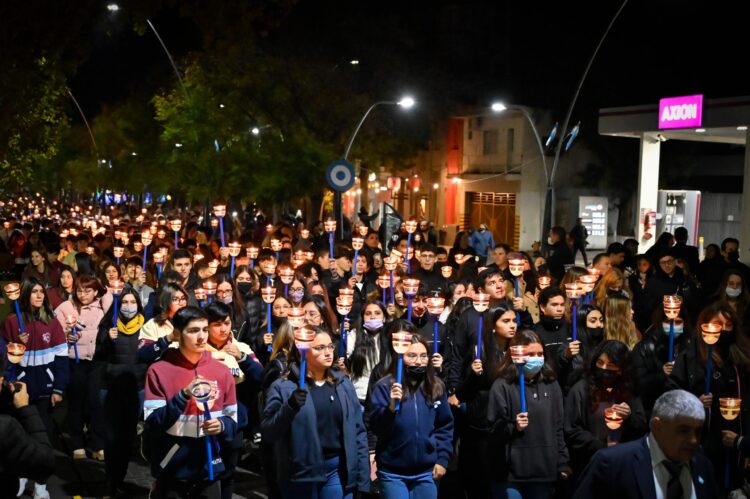 SE REALIZÓ LA TRADICIONAL PROCESIÓN CÍVICA