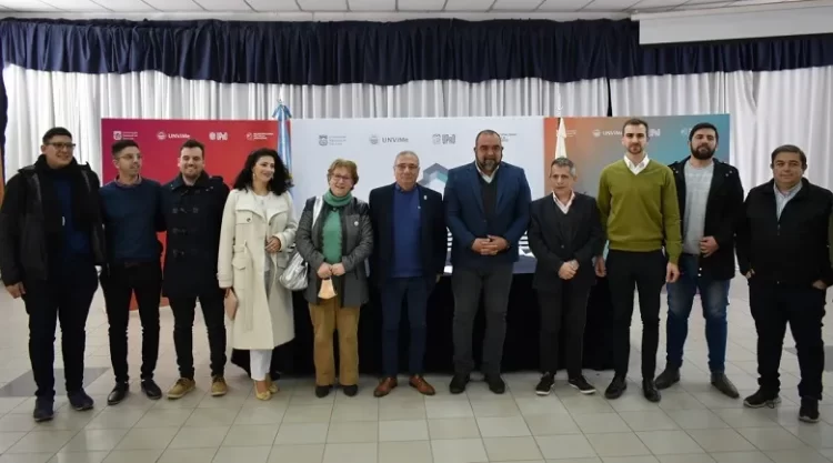 LA UNVIME PARTICIPA DEL CICLO DE CAPACITACIÓN “CONSTRUYENDO FUTURO”