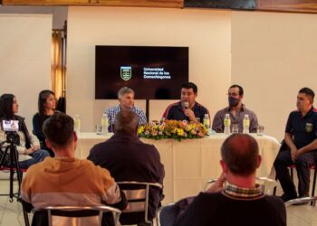 LA UNLC Y BOMBEROS VOLUNTARIOS LANZARON UNA CAMPAÑA SOBRE CÓMO PREVENIR EL RIESGO DE INCENDIO FORESTAL