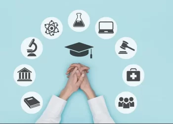 5 CARRERAS UNIVERSITARIAS QUE CAMBIARÁN EL FUTURO DEL TRABAJO