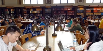 CARRERAS UNIVERSITARIAS: EN LOS ÚLTIMOS 7 AÑOS HAY CADA VEZ MÁS INSCRIPTOS EN EXACTAS, MEDICINA E INGENIERÍA Y CADA VEZ MENOS EN SOCIALES