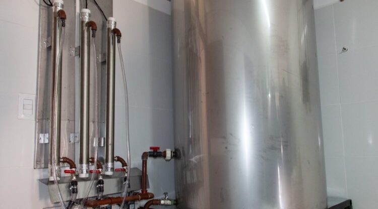 LA PLANTA POTABILIZADORA UNSL ALCANZÓ LOS 800 LITROS DE AGUA SEMANALES