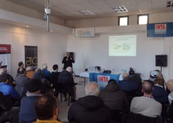 DOCENTES Y ESTUDIANTES DE LA UNLC PARTICIPARON DE UNA JORNADA EN UNIÓN SOBRE QUEMA PRESCRIPTA EN LA REGIÓN SEMIÁRIDA