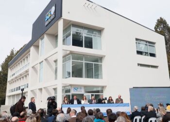 CONICET: SE INAUGURÓ EL NUEVO EDIFICIO DEL INSTITUTO DE INVESTIGACIONES EN BIODIVERSIDAD Y MEDIOAMBIENTE EN BARILOCHE