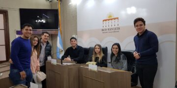UCCUYO: ALUMNOS DE LA CARRERA DE LIC. EN ADMINISTRACIÓN VISITARON EL CONCEJO DELIBERANTE