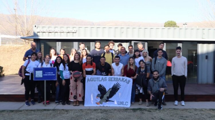 LA RECTORA DE LA UNLC TUVO UN ENCUENTRO CON ESTUDIANTES Y PROFESORES QUE PARTICIPARON EN LOS JUAR 2022