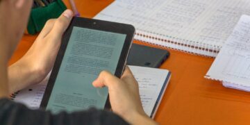 CONTEMPLAN INCORPORAR LA VIRTUALIDAD EN LOS ÚLTIMOS AÑOS DE LAS CARRERAS
