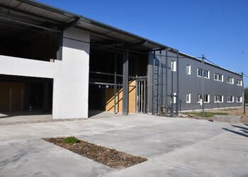 EL NUEVO EDIFICIO DE LA UPRO EN TILISARAO EN SU ETAPA FINAL