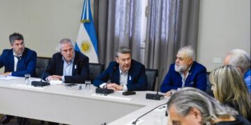 EDUCACIÓN ACORDÓ UN NUEVO AUMENTO SALARIAL PARA DOCENTES Y NODOCENTES DE UNIVERSIDADES NACIONALES