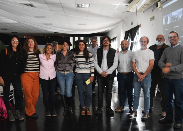 SE PUSO EN MARCHA LA PRIMERA ESCUELA DE OFICIOS DE CAMPO
