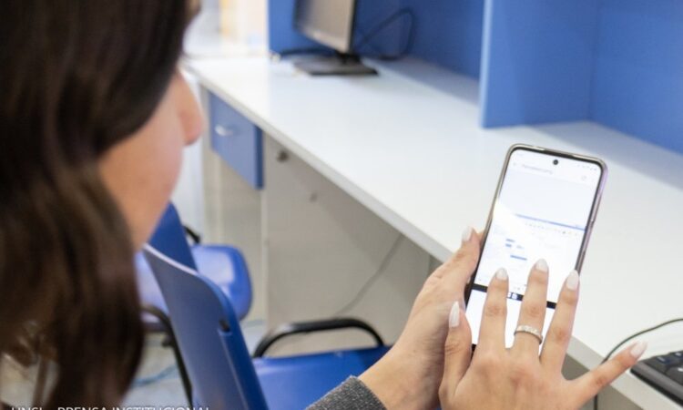 BECAS PARA TRABAJADORES EN GESTIÓN Y/O DESARROLLO DE POLÍTICAS PÚBLICAS