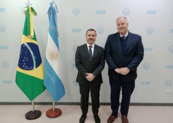 CONVENIO ESPECÍFICO ENTRE LA POLICIA FEDERAL BRASILEÑA Y EL INSTITUTO SUPERIOR DE SEGURIDAD PÚBLICA.