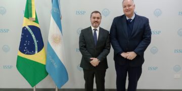 CONVENIO ESPECÍFICO ENTRE LA POLICIA FEDERAL BRASILEÑA Y EL INSTITUTO SUPERIOR DE SEGURIDAD PÚBLICA.