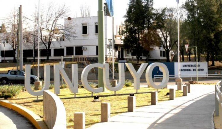 LA UNCUYO, ENTRE LAS 100 PRIMERAS UNIVERSIDADES DE LATINOAMÉRICA Y SÉPTIMA EN ARGENTINA