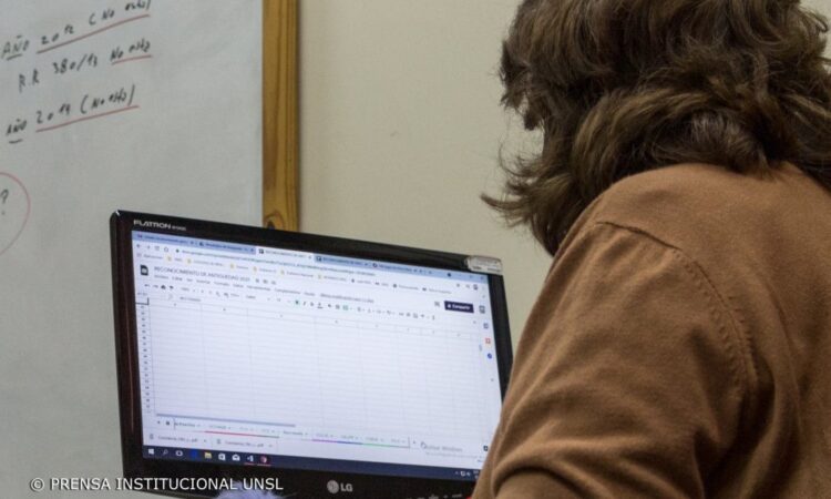 INICIAN LOS CURSOS GRATUITOS DE COMPUTACIÓN