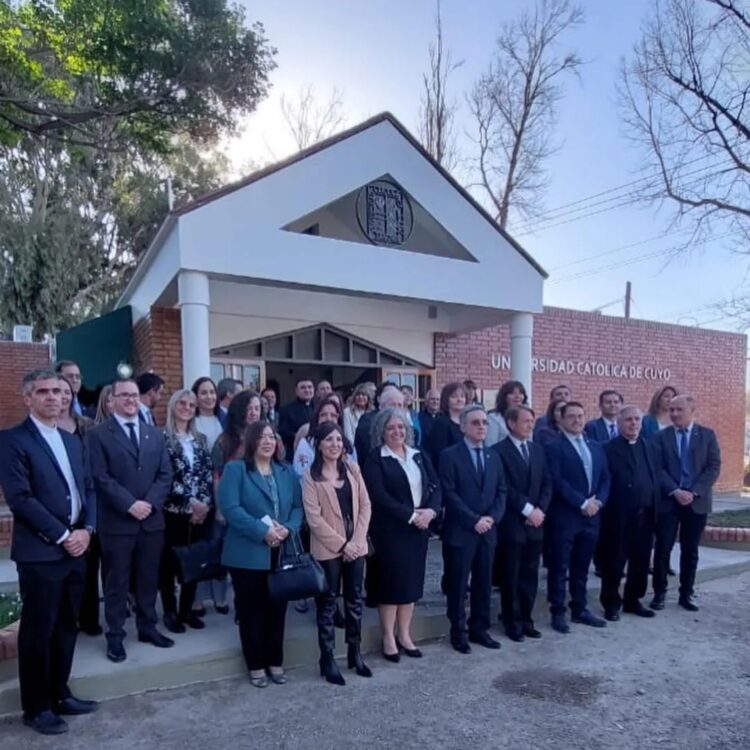 ACTO POR LOS 70 AÑOS DE LA UCCUYO EN SAN JUAN