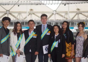 1500 ESTUDIANTES PARTICIPAN EN LA PLATA DEL MODELO ONU MÁS GRANDE DEL PAÍS