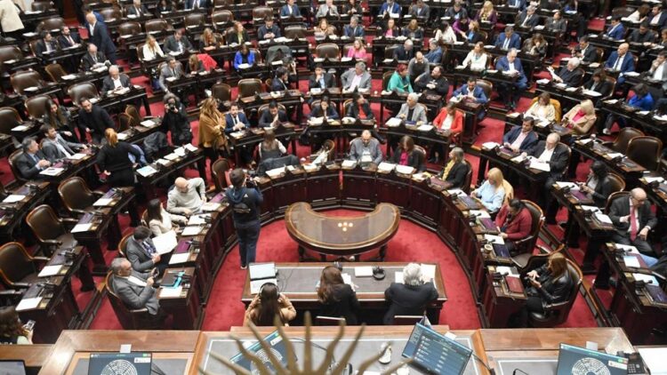 DIPUTADOS DIO MEDIA SANCIÓN A LA CREACIÓN DE CINCO NUEVAS UNIVERSIDADES NACIONALES