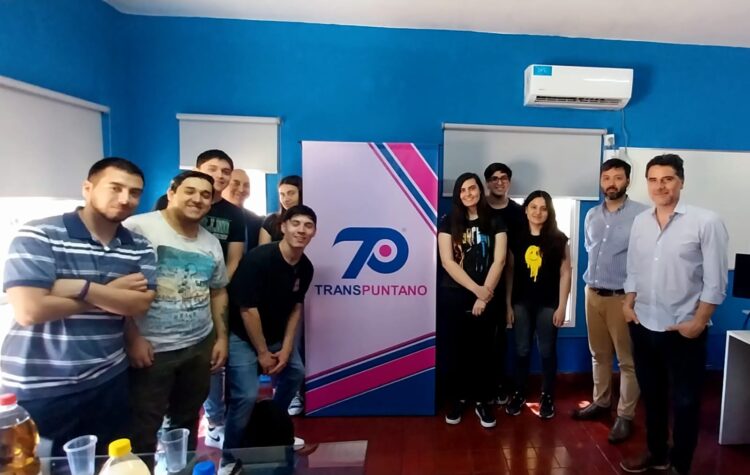 UCCUYO: ALUMNOS DE LA CARRERA LICENCIATURA EN ADMINISTRACIÓN VISITARON EMPRESA DE TRANSPORTE