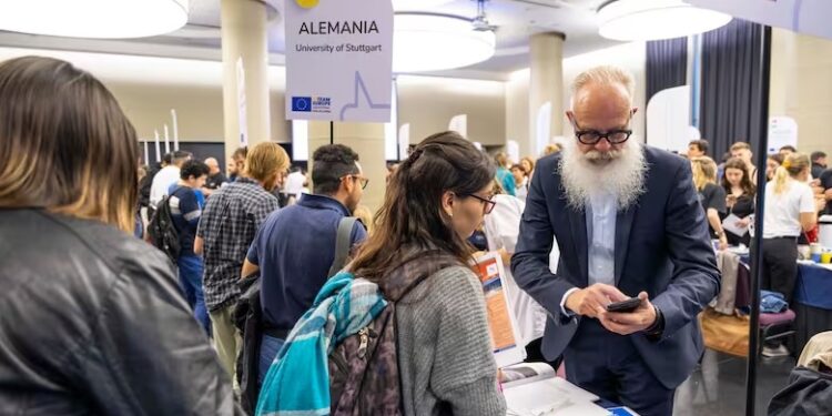 ESTUDIAR EN EUROPA: EL EVENTO QUE REÚNE EN BUENOS AIRES A UNIVERSIDADES DE 15 PAÍSES YA SUMA MÁS DE 2000 INSCRIPTOS